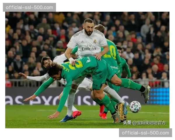 深度报道：面对高压逼抢的“破冰”手段——西甲门将与中卫的传球网络分析