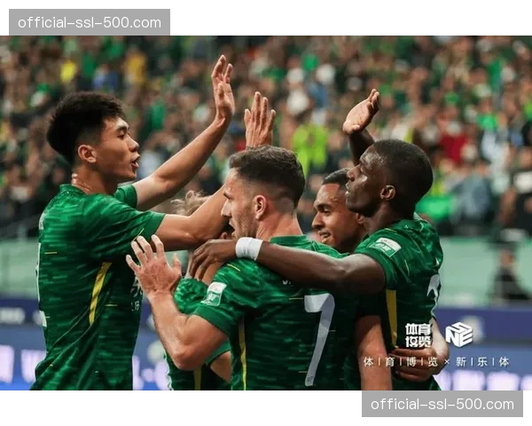 北京国安3-1战胜浙江队，法比奥双响延续球队火热进攻状态